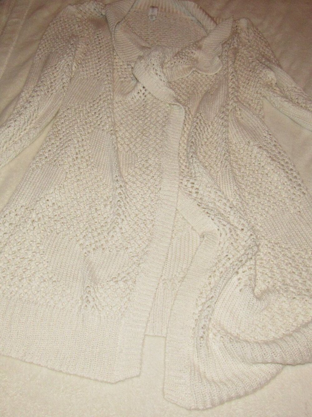 Aeropostale Open Weave Cardigan Sweater Subtle all over heart Pointelle Size Med